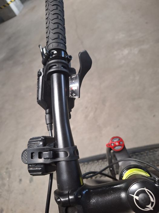 Vand bicicleta 27 inch Argintiu Metalizat