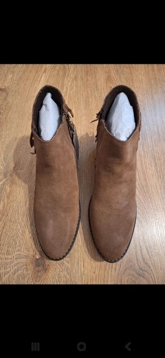 Ghete piele Lasocki 40
