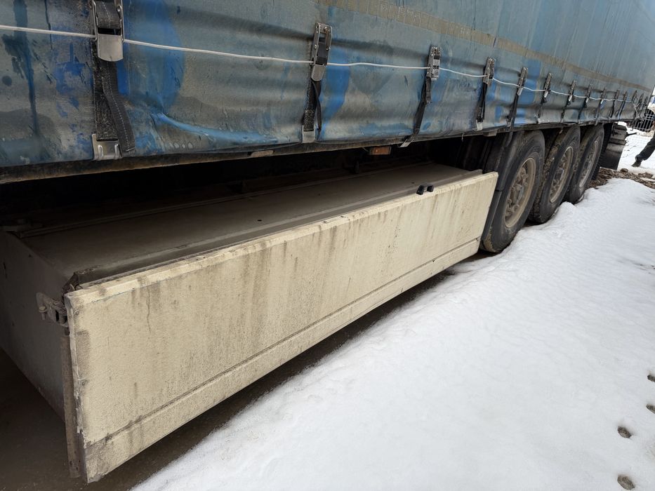 Semiremorca standard Krone 2013