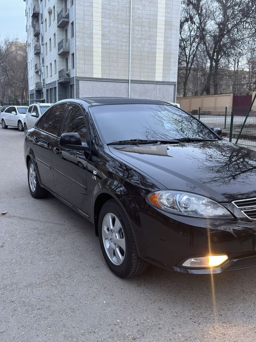 Gentra , 2023 yil, 3 pozitsiya. Avtomat. Metan. Toza.