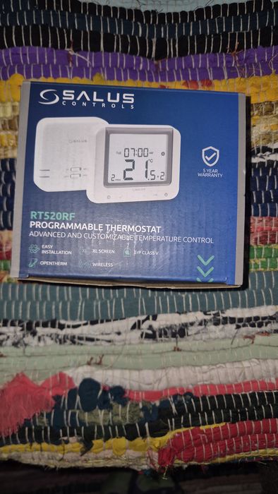 Termostat Salus RT520RF