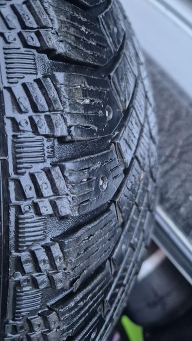 Продам зимнюю резину