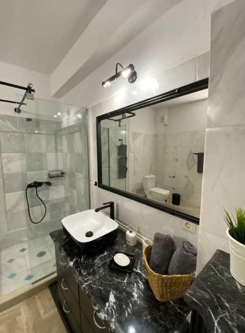 Дава се под наем Едностаен апартамент в Пловдив, Тракия - 45 кв.м за 193.8 € - Снимка #2