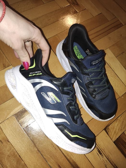 Маратонки sketchers slip ins