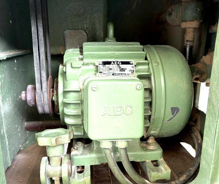 Форматен циркуляр KÖLLE K50 + професионално подаващо MEC 8V