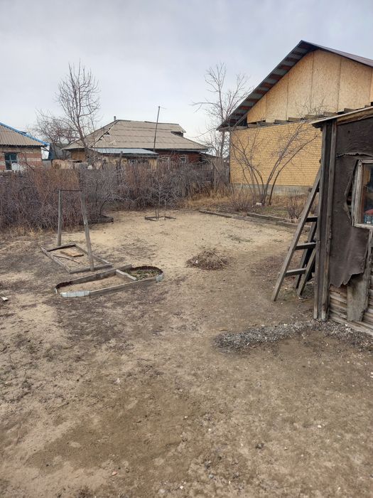 Продам времянку участок