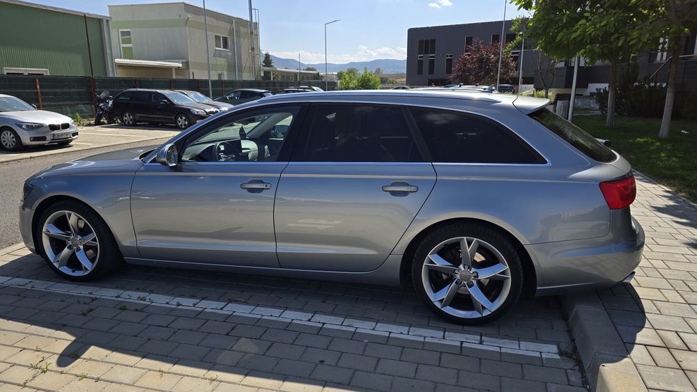 Vând jante originale audi R19