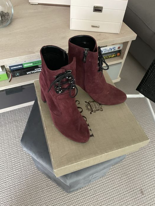 Боти естествен велур