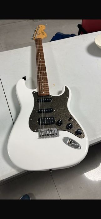 Chitară electrică squier by fender