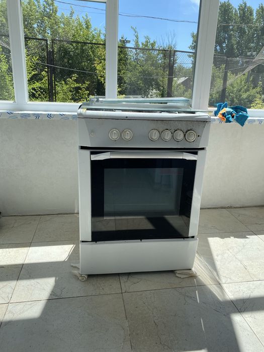 Продам газовую плиту 60 см