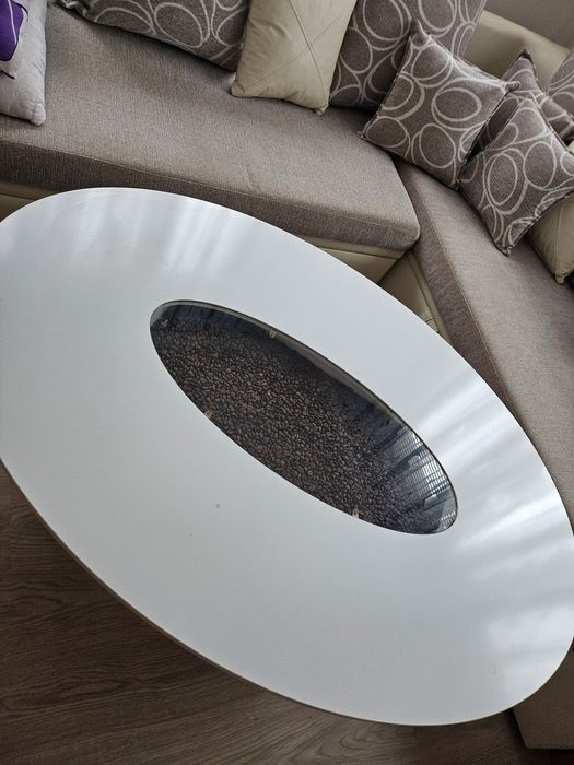 Холна маса, овал