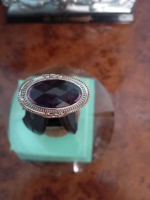 Кольцо серебро 925 пробы с камнем Аметист