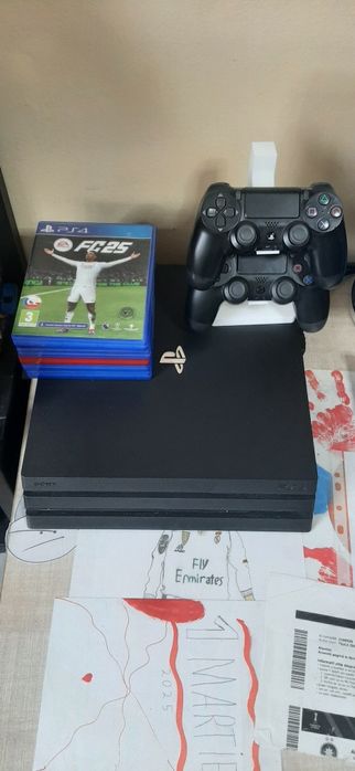 PS 4 PRO 1 TB + 5 jocuri