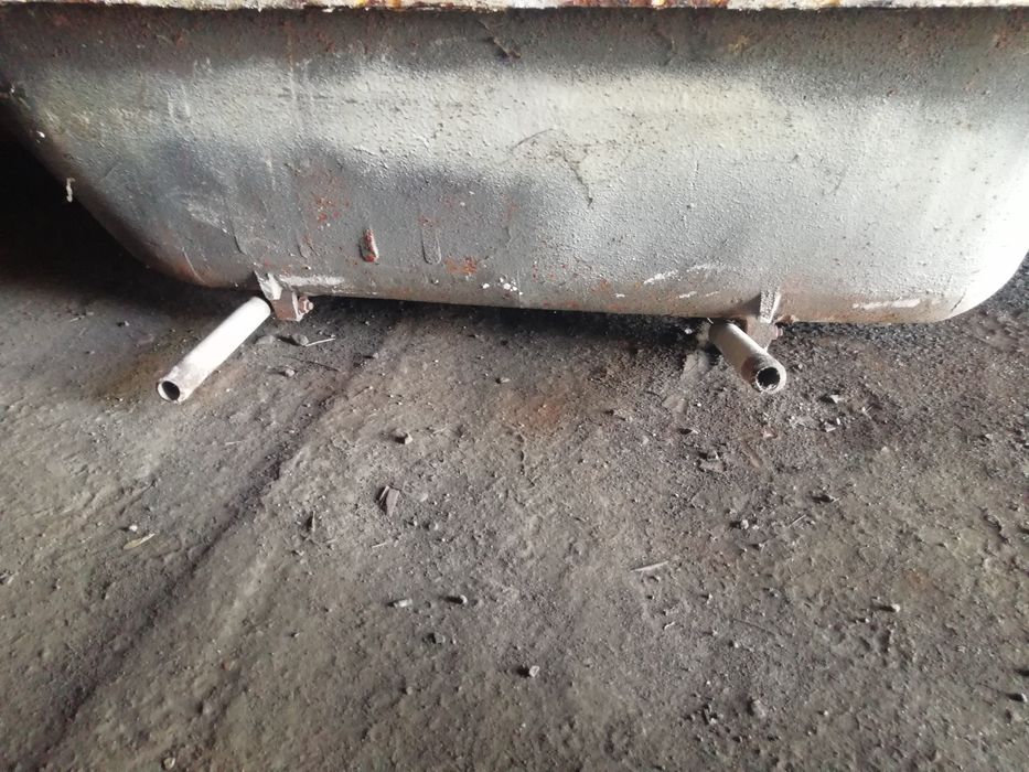 Ванна чугунная советская