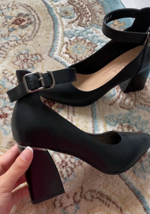 Продам туфли чистые