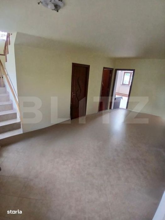 Casa P+M cu 5 camere si garaj, amplasate pe un teren de 650mp