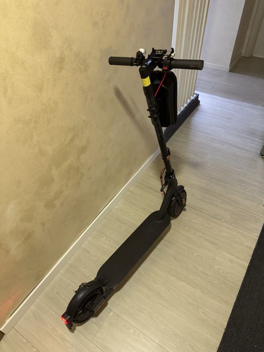 Vând Trotineta Electrică Xiaomi Mi Pro 2