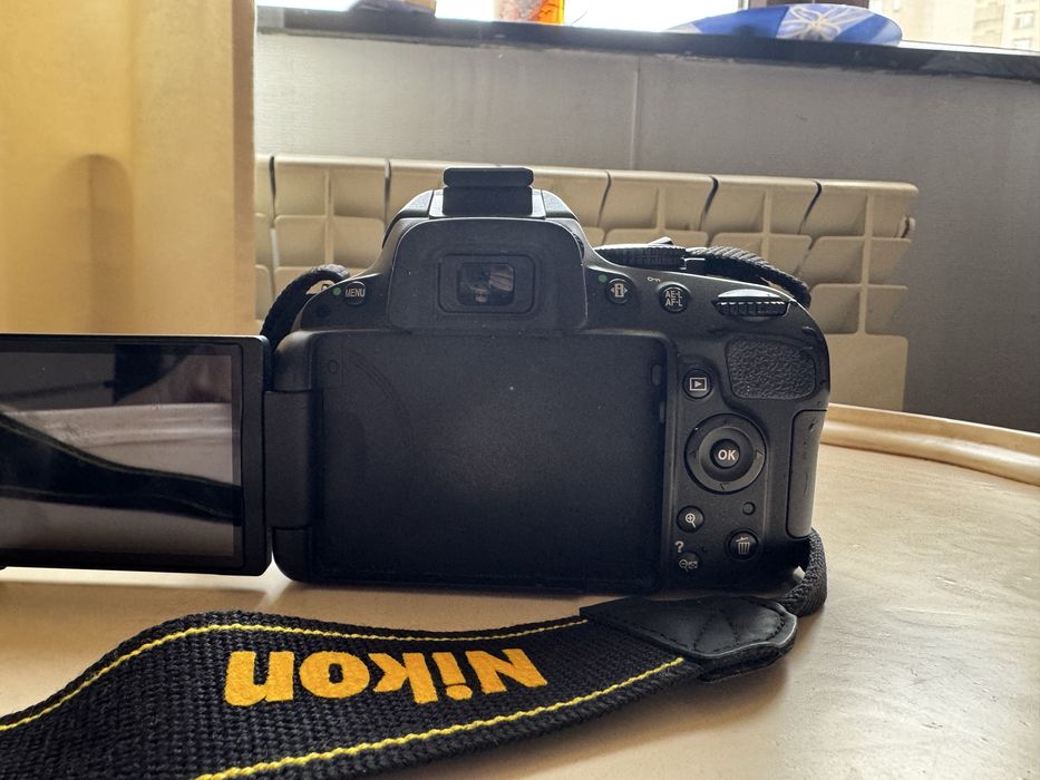 Продам фотоаппарат Nikon D5100