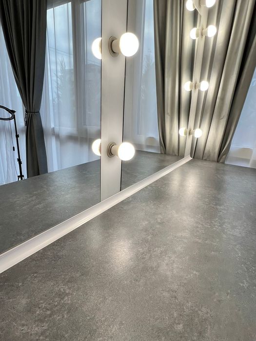 Masa profesionala Makeup 200x200 Cm