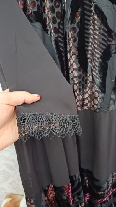 Шифон с велюром платье