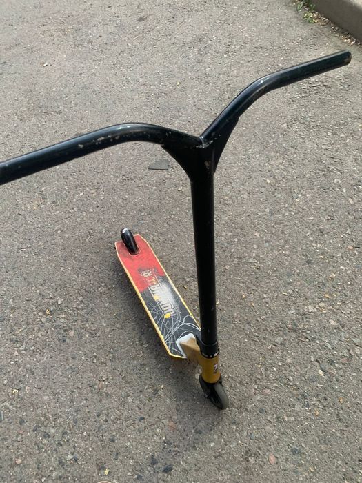 Самокат трюковой