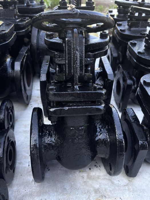 Задвижки разного размера