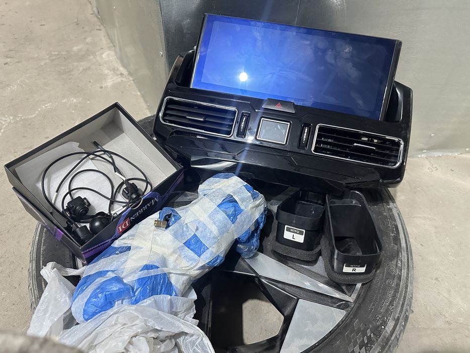 Android 12.0 Land Cruser