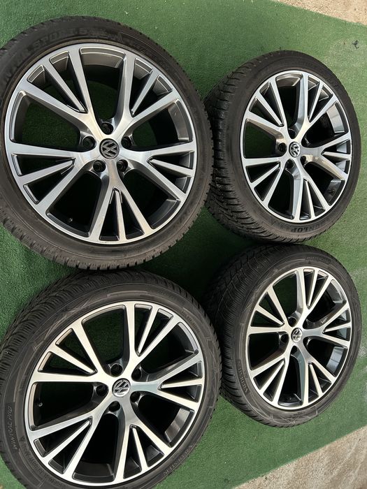 5x112 19 8j ET 45 оргинални vw