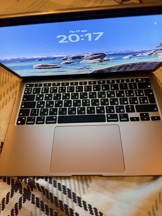 MacBook Air 13 M1 2020