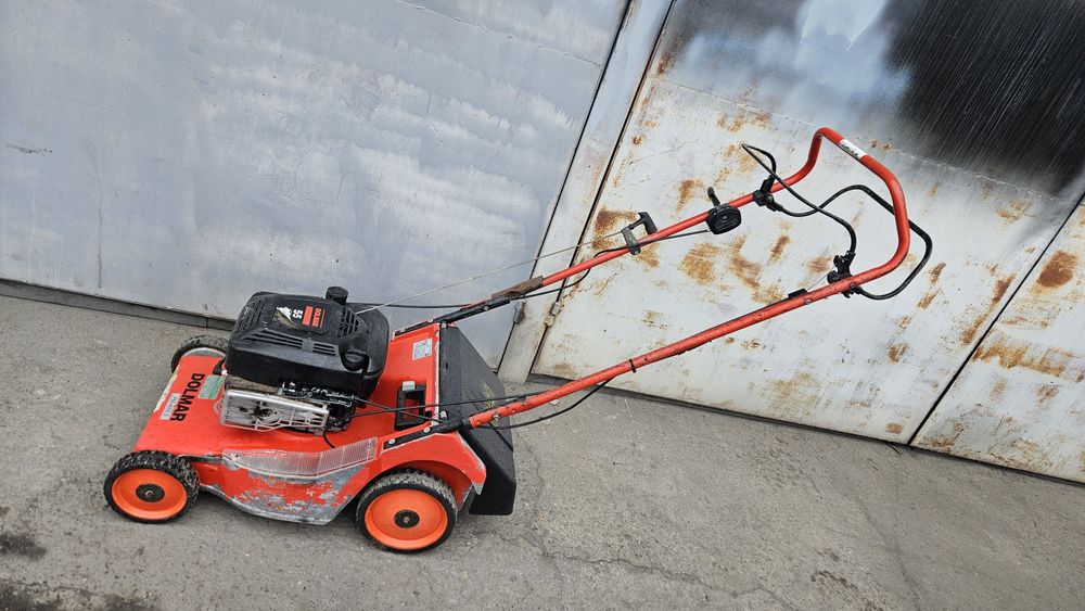 Бензинова косачка самоходна DOLMAR,