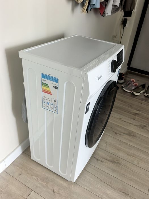 Стиральная машина Midea
