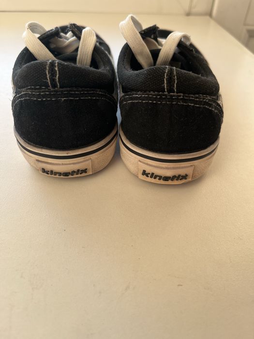 Продам кеды vans