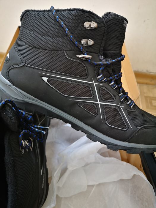 Зимние кросовки REGATTA. Новые.