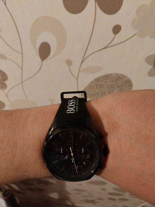 Часовник Boss в гаранция