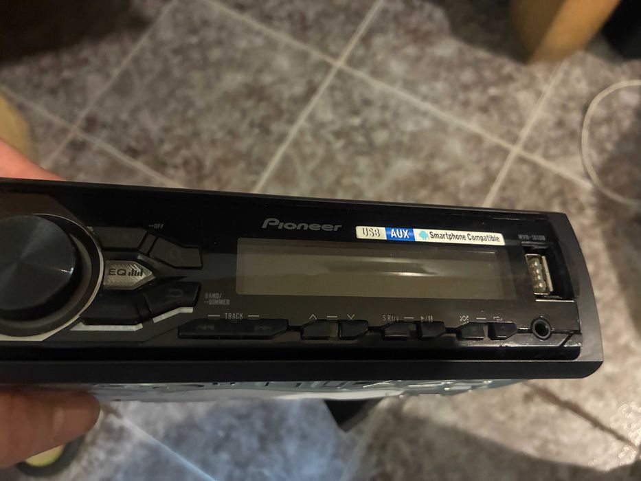 Авторесийвър Pioneer MVH-181UB 4 x 50W, USB / AUX / FLAC