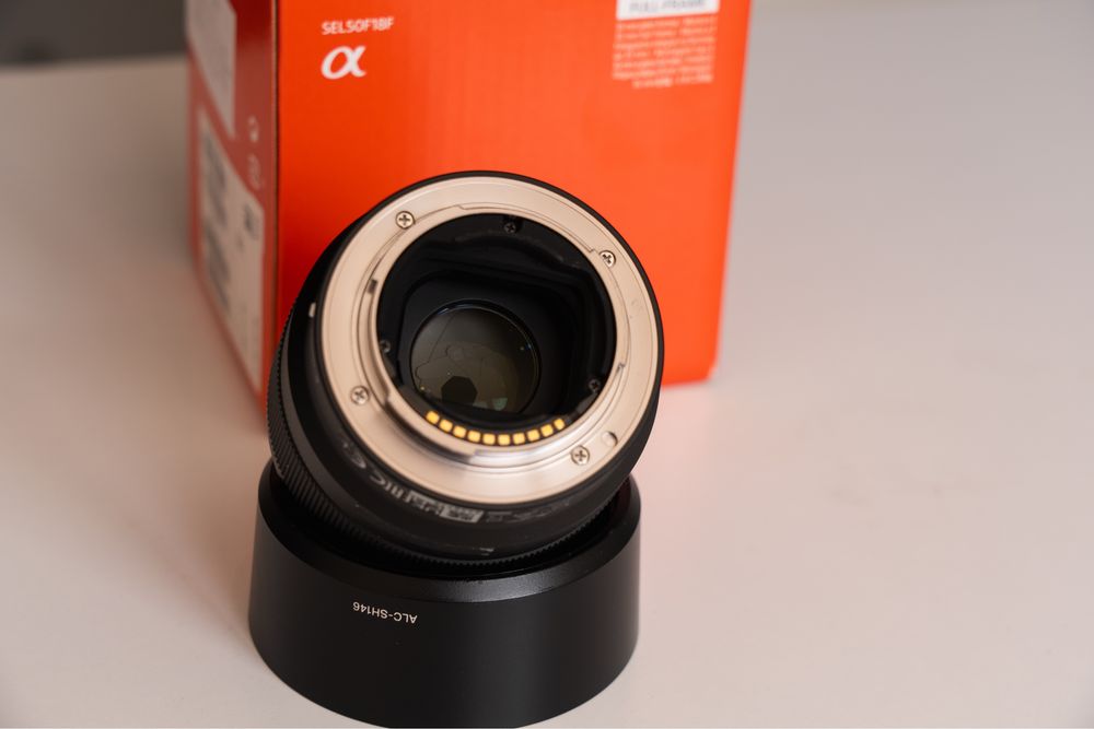 Sony FE 50mm f/1.8