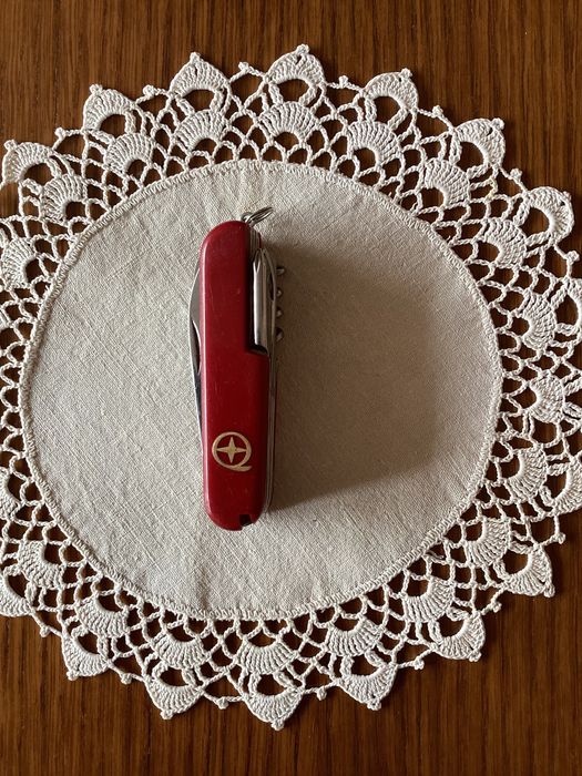 Настолен лампион, сгъваем нож