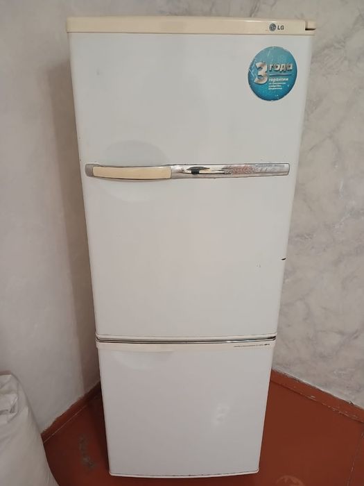 Продается холодильник