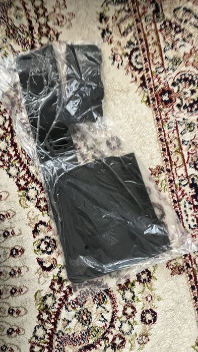 Чехол, полики 3д, и коврик на понель