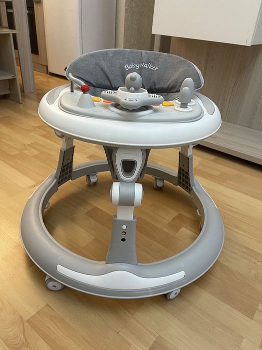 Детский ходунок BabyWalker