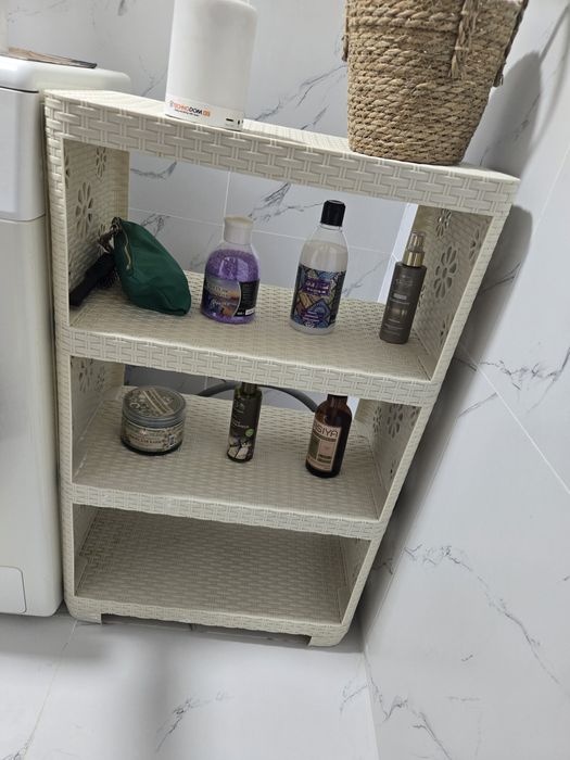 Продам  этажерку для ванны