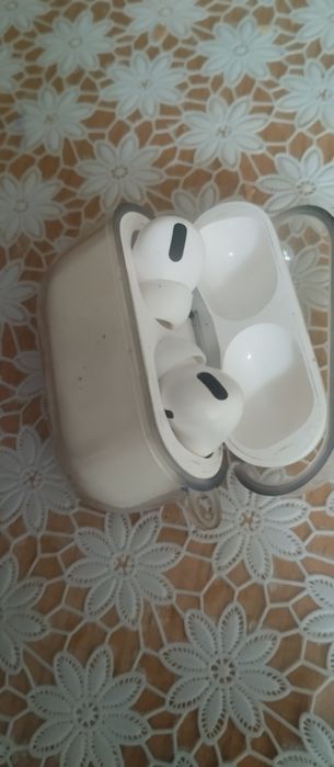 Продам эйрподсы про