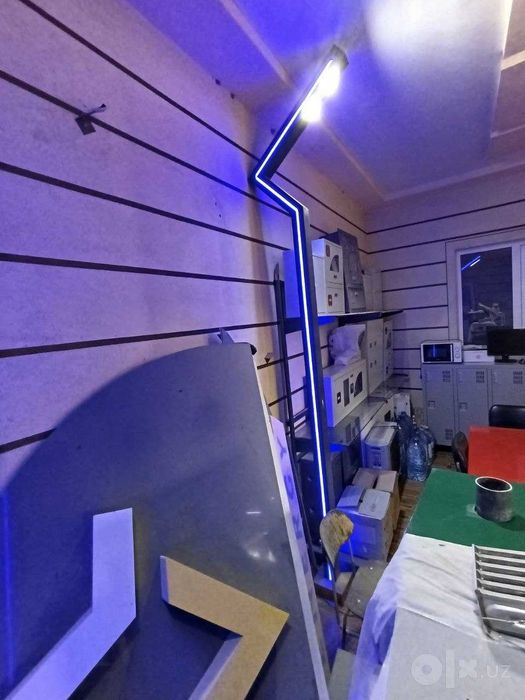 Hi-Tech услубидаги кўча ва парк чироқларини маҳаллий ишлаб чиқариш