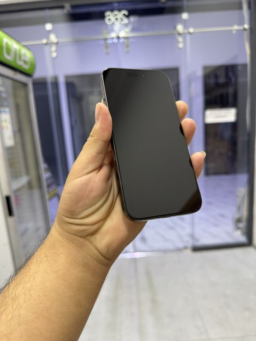 Iphone 15 pro black