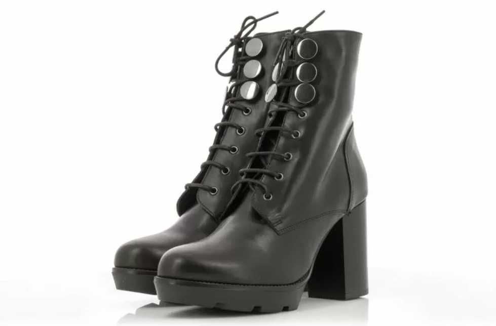 Дамски боти на ток CAMPIONE