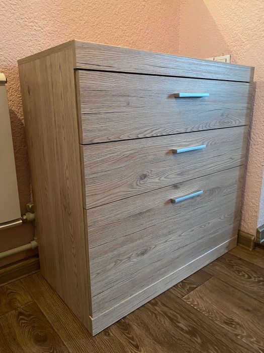 Комод с зеркалом