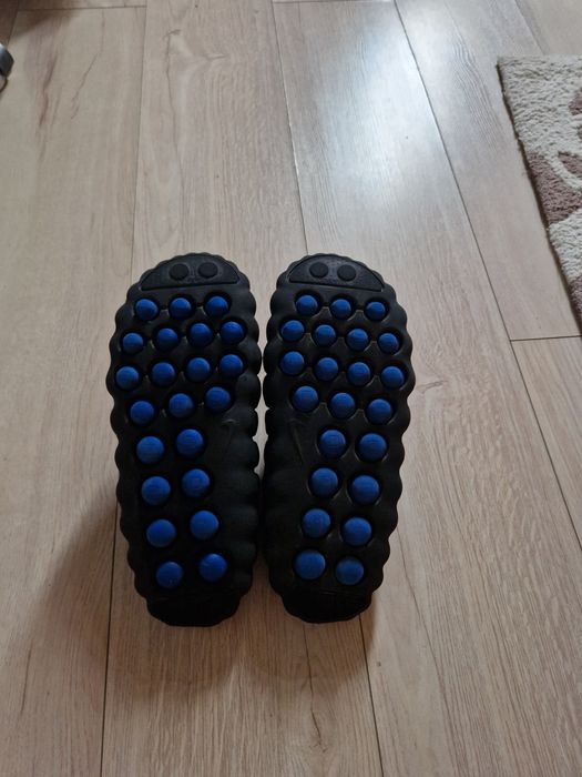 Vând șlapi nike mind 001