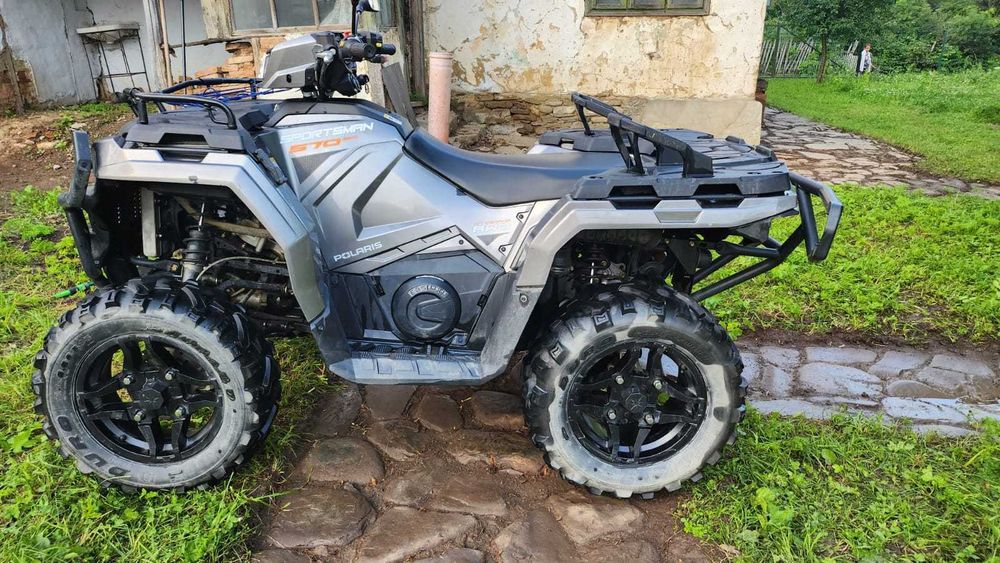 Atv Polaris valenii de munte