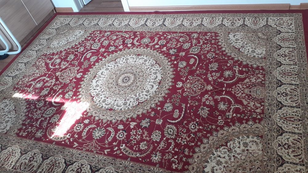 Срочно продам ковёр