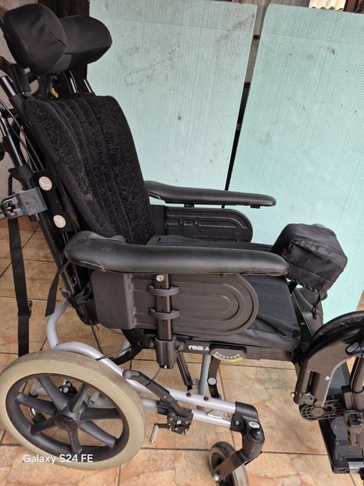 carut carucior handicap dizabilitati scaun cu rotile